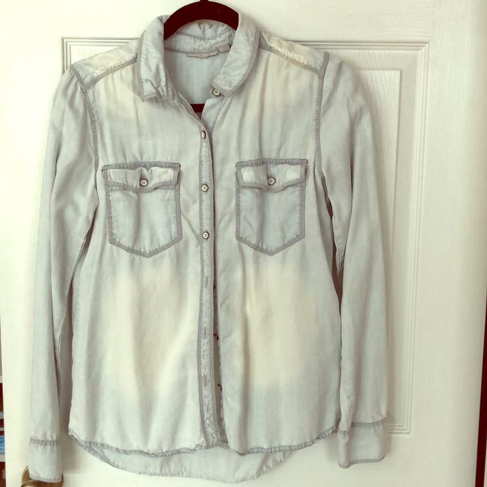 Halogen shirt size small